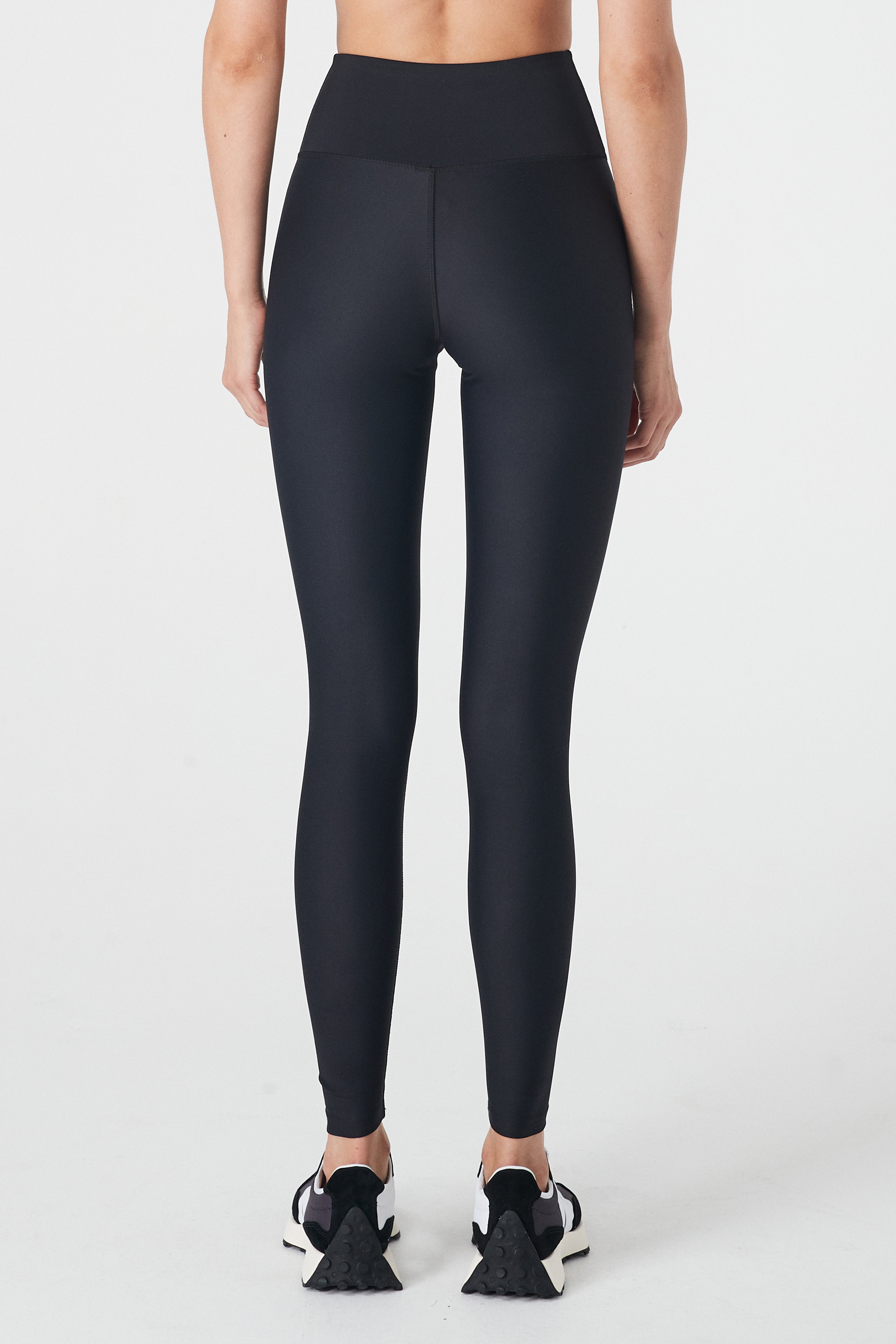 JupiterGear  Low-Waisted Ribbed Leggings with Hidden Pocket