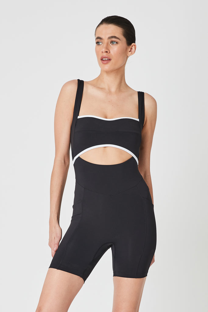 Capri Cutout Short Bodysuit With Pockets - Matte Black/White
